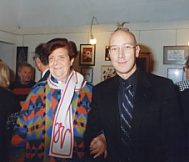 con la signora Carla Pertini Voltolina 
la sera della vernice allo Studio del Canova - dicembre 2001